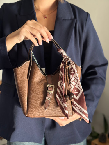 کیف زنانه دستی بنو